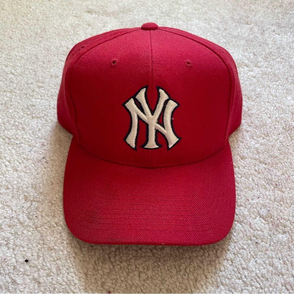 Vintage New York Yankees baseball hat